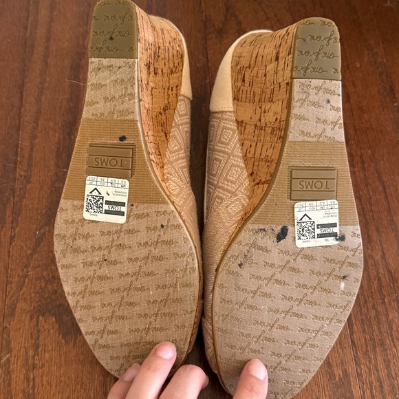 TOMS Women's Classic Wedge Sandals - Picture 5 of 10